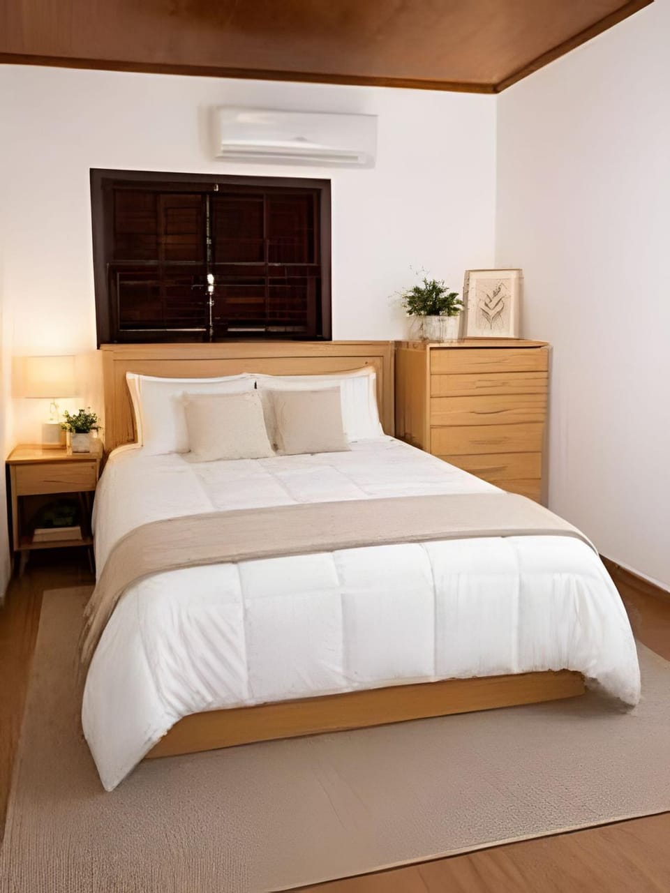 Bed, View (from property/room), Photo of the whole room, Bedroom, Garden view, Mountain view, Street view