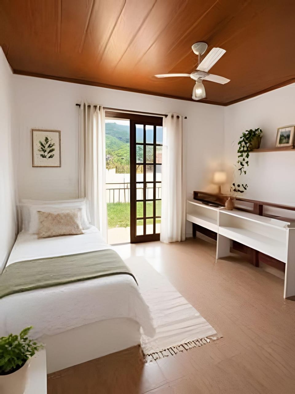 View (from property/room), Photo of the whole room, Bedroom, Garden view, Street view, bunk bed