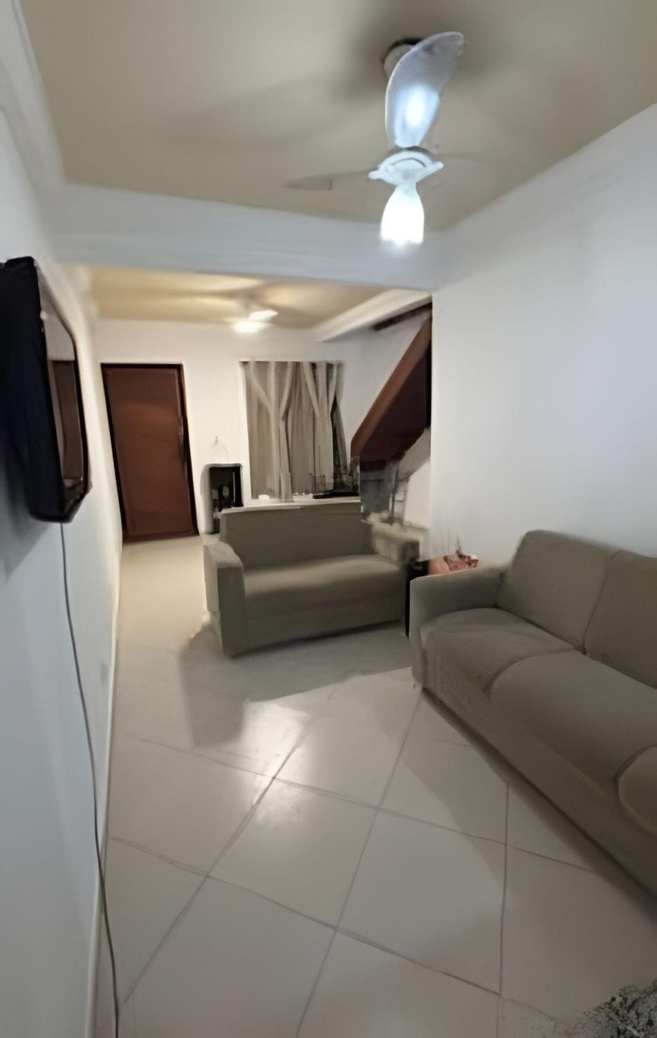 Communal lounge/ TV room, TV and multimedia, Living room, Dining area