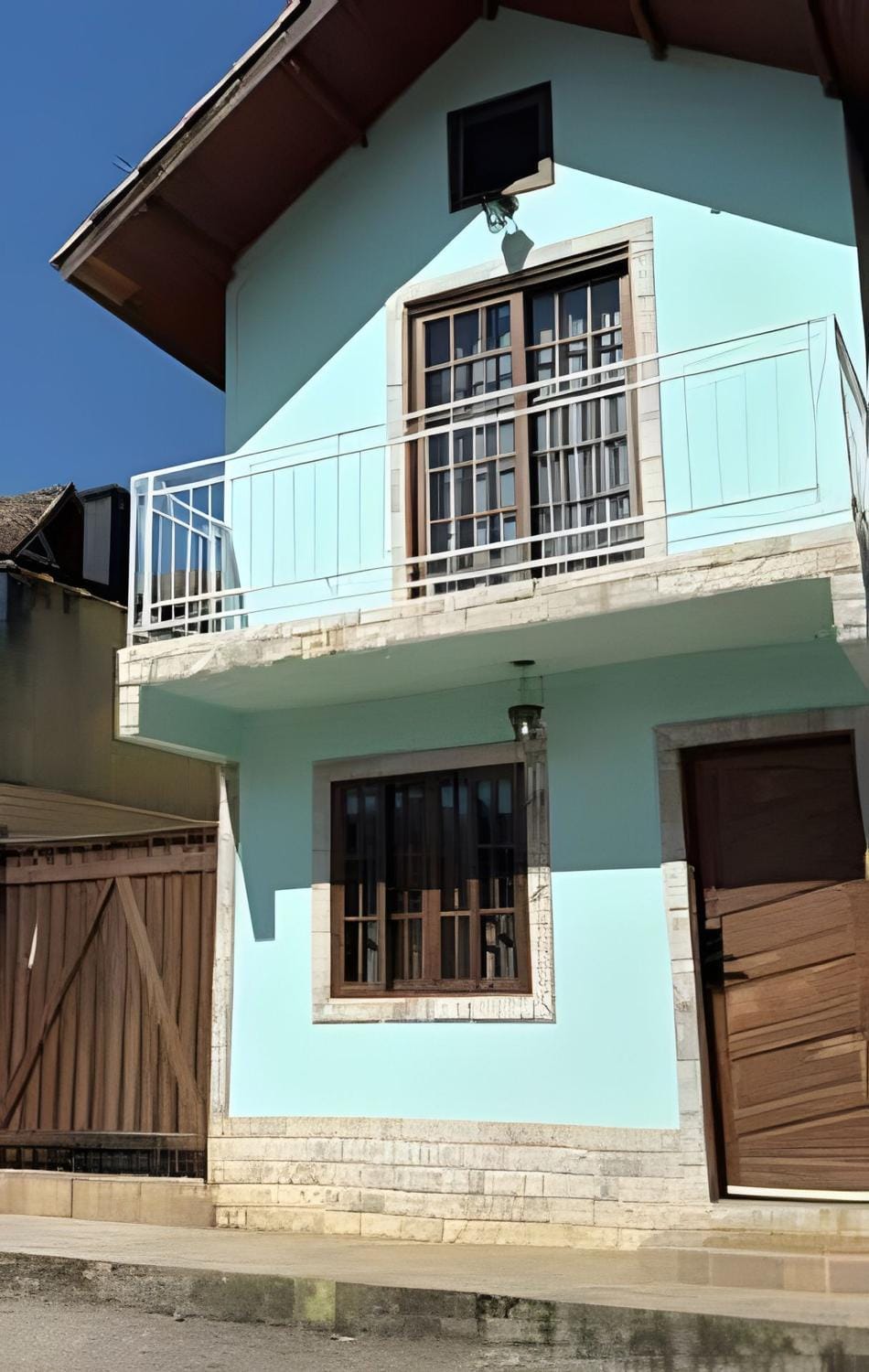 Facade/entrance, Garden view, Mountain view