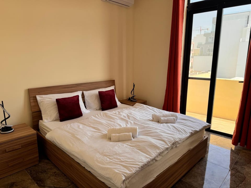 Brand new Oceanview Penthouse by MaBeLi Apartment in Saint Paul's Bay