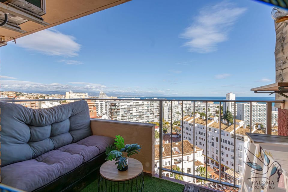 Suite con excelentes vistas al mar Apartment in Benalmadena