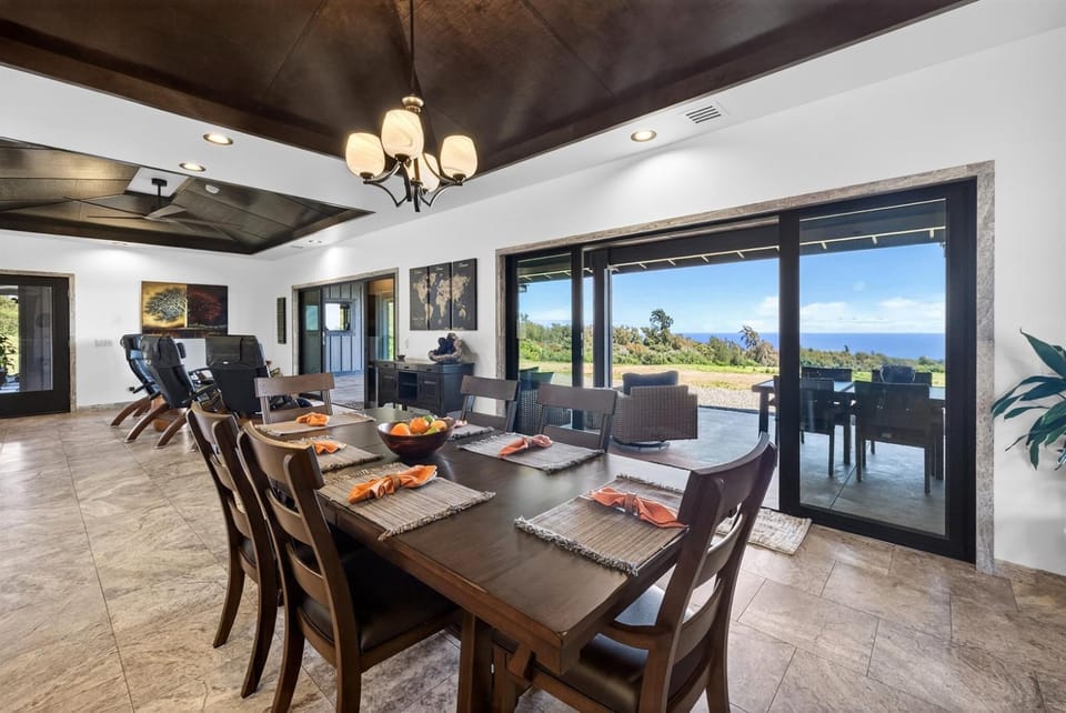 Oceanview Luxury Estate Stargate Farm & Retreat Farm Stay in Kapaau
