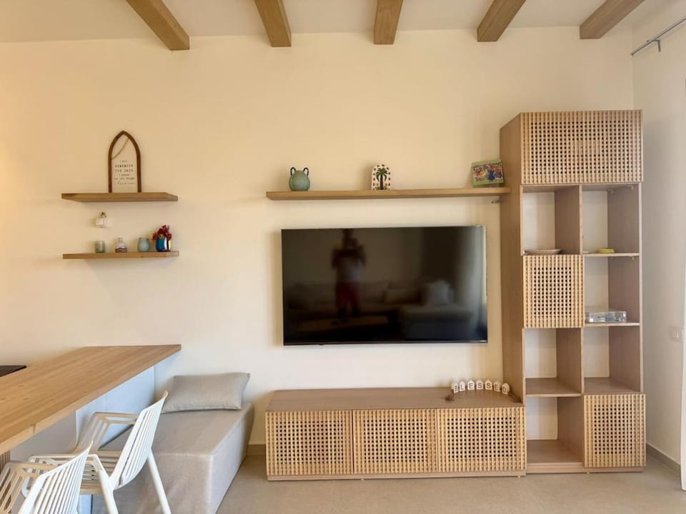 Delightful 2BR Apt - Free Pool Access In Kamaran At ElGouna Apartment in Hurghada