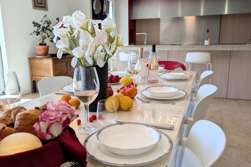 Wine estate 20m pool and cinema Villa in Pézenas