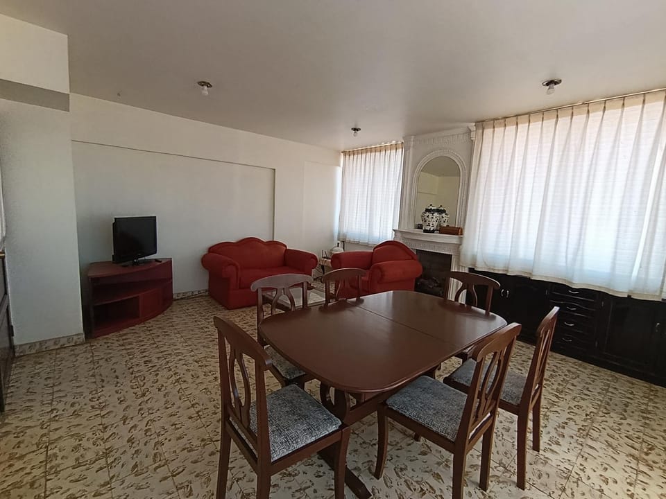 Céntrico y Familiar departamento de 4 Habitaciones Apartment in Bolivia