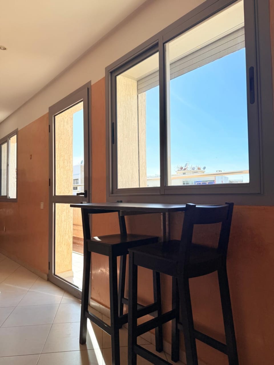 Appartement moderne lumineux WiFi rapide Confort & calme à Casablanca Apartment in Casablanca