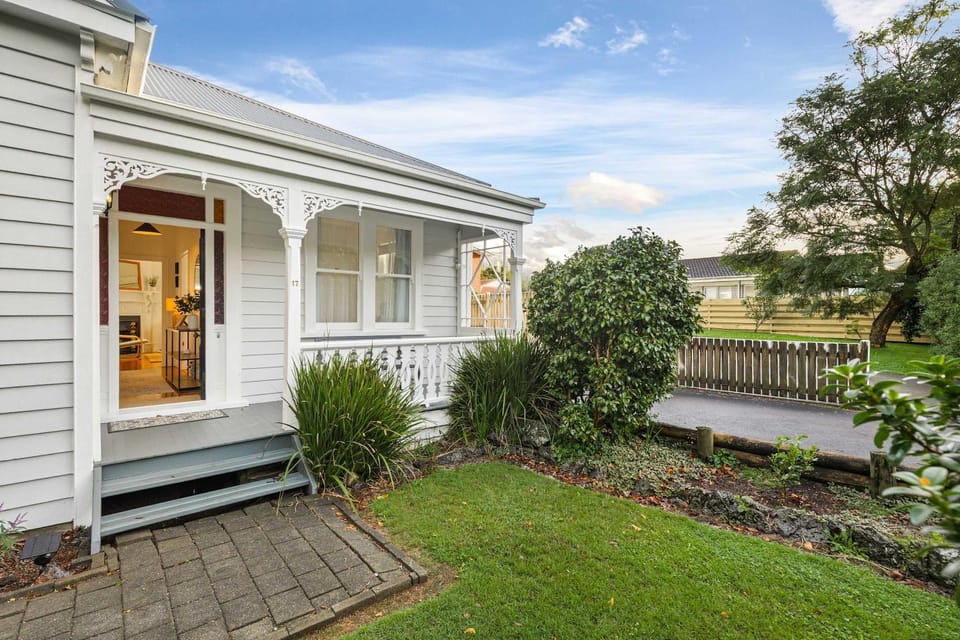 Beautiful Heritage Home in Mt Eden by Zodiak Stays House in Auckland