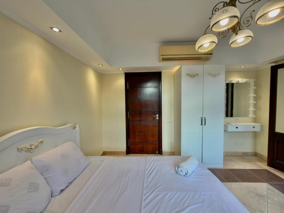 Classic Two Bedrooms, Tawaya Sahl Hasheesh Apartment in Hurghada