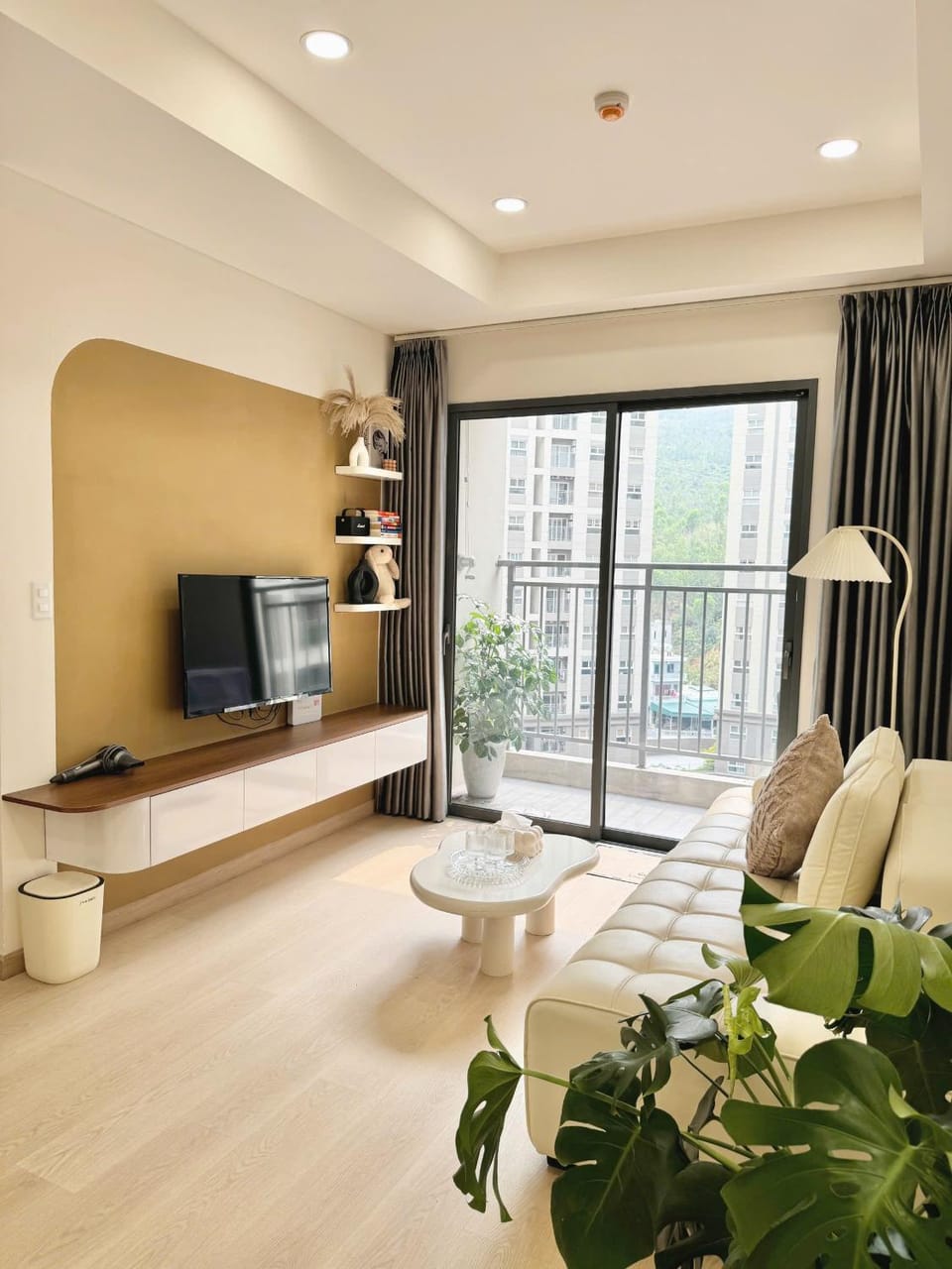 Dragon Castle - Căn hộ 2 phòng ngủ tại Hạ Long cực chill, phong cách hiện đại Apartment in Vietnam