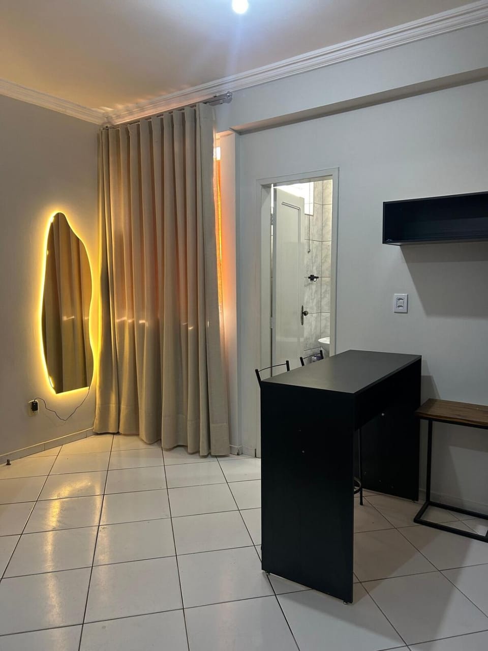 Quarto individual Apartment in State of Bahia