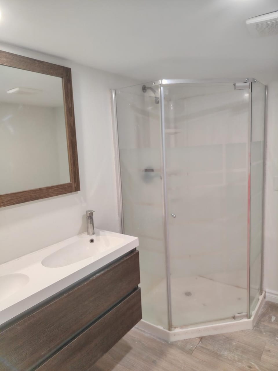 Bright Spacious Room-3B Bed and Breakfast in Dartmouth