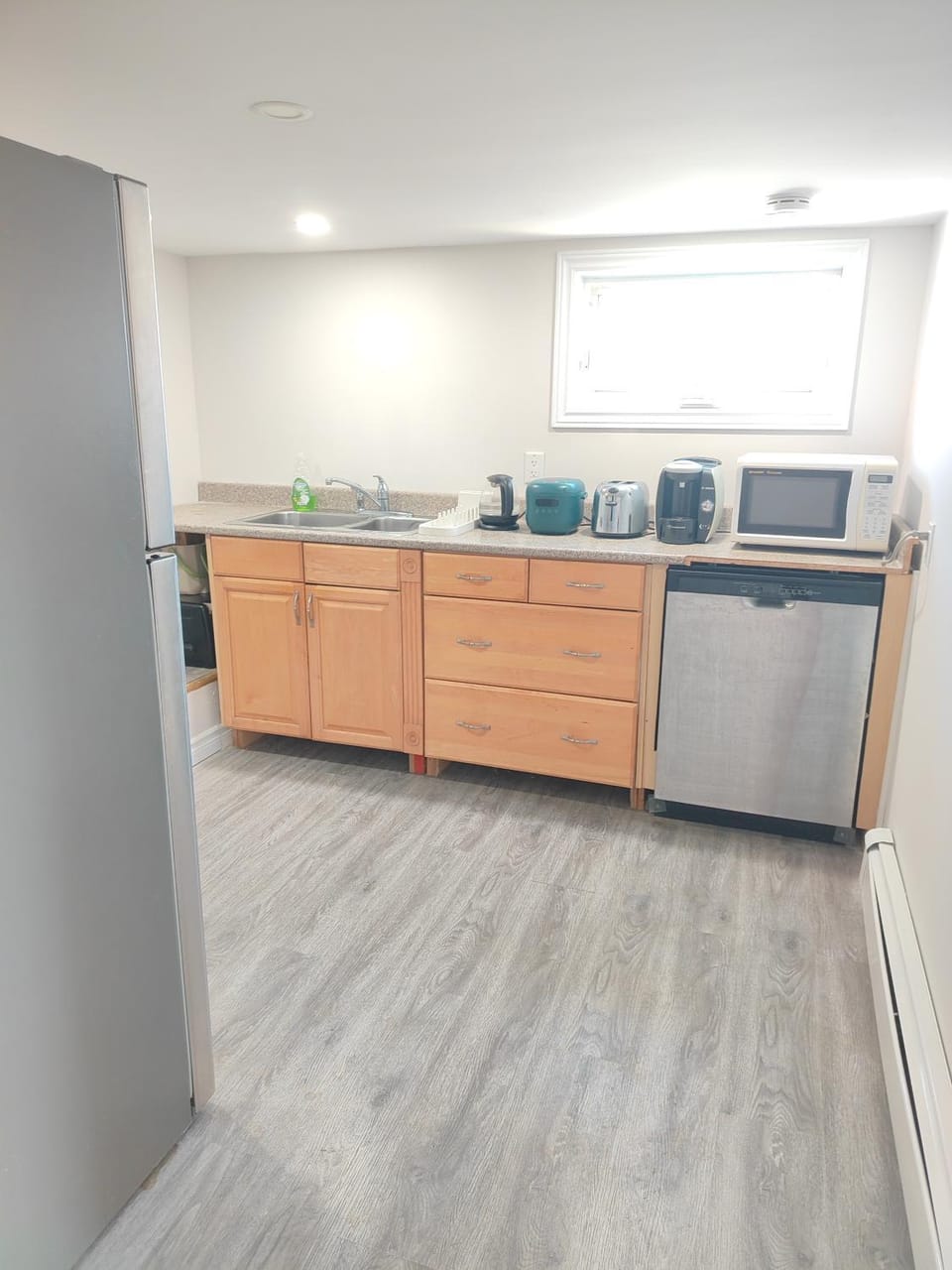 Bright Spacious Room-3B Bed and Breakfast in Dartmouth