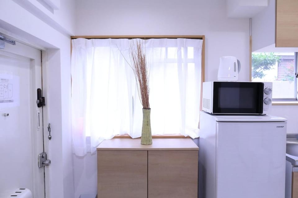 2 mins to Ikebukuro by train and Up to 6 Guests N103 Apartment in Shinjuku