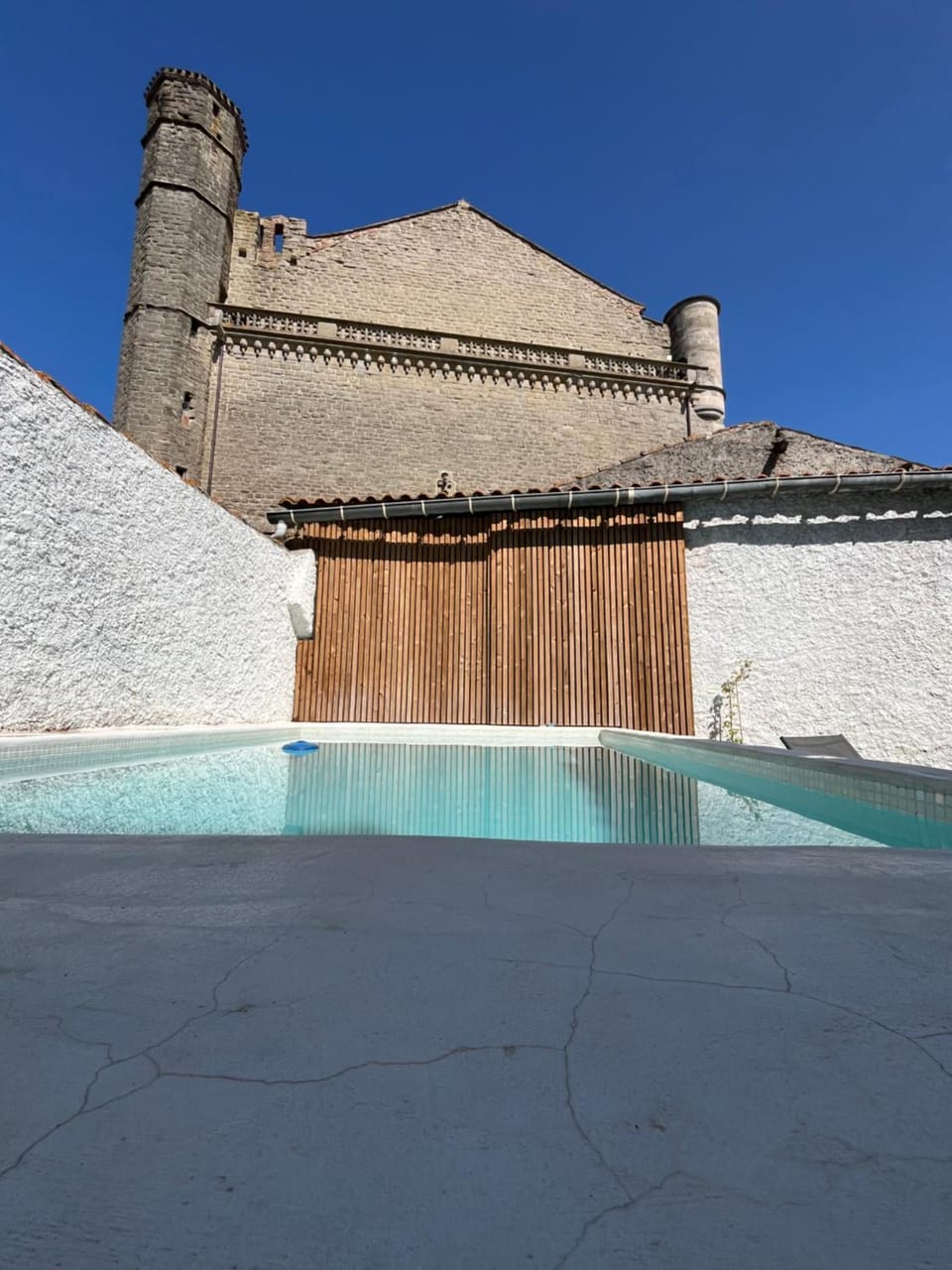 A l'ombre de la Collegiale Bed and Breakfast in Occitanie