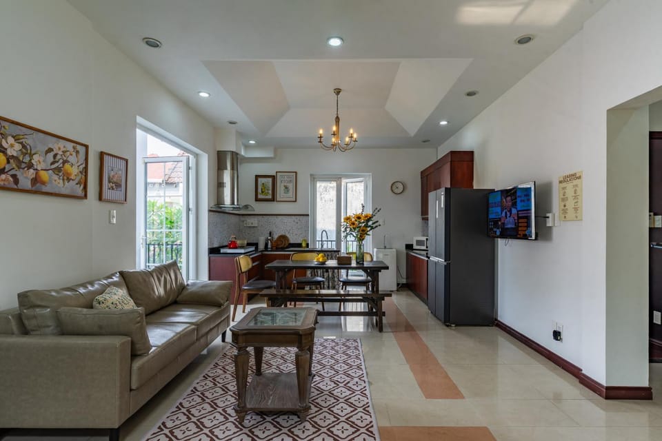 Kitchen or kitchenette, Living room