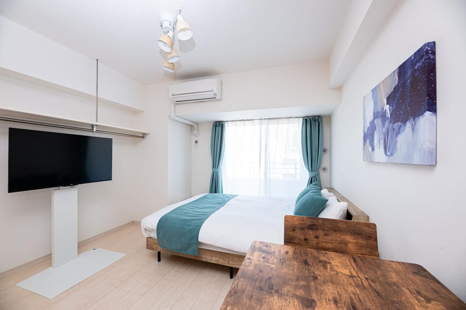 Bed, TV and multimedia