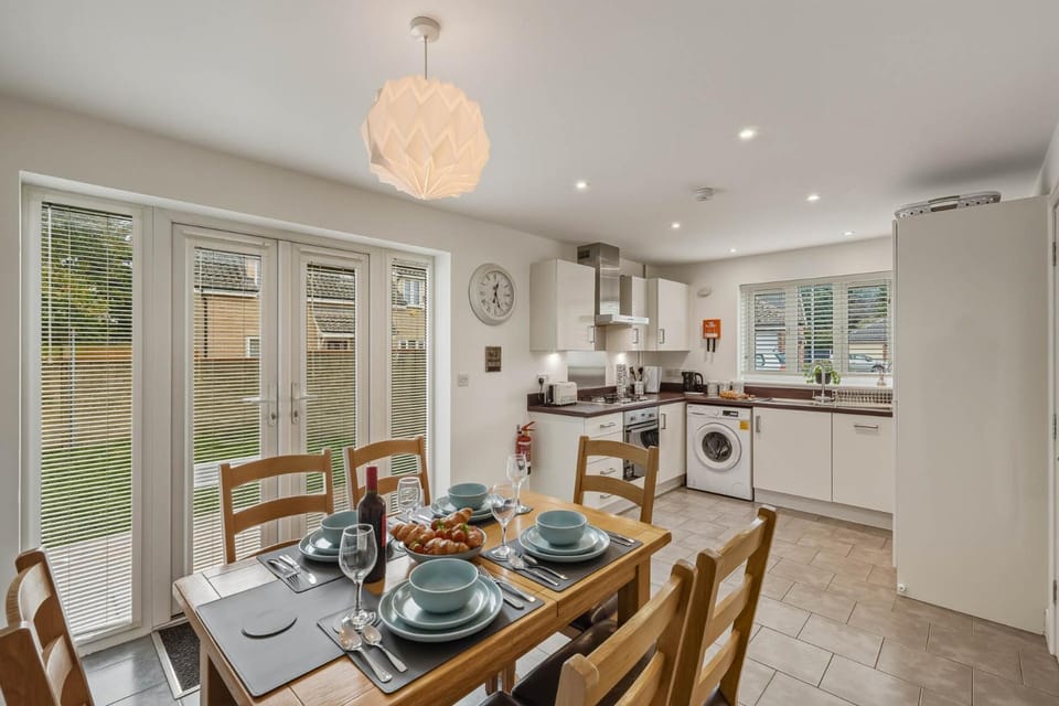 3BR Home Garden Near Hospital Pet Friendly House in Costessey