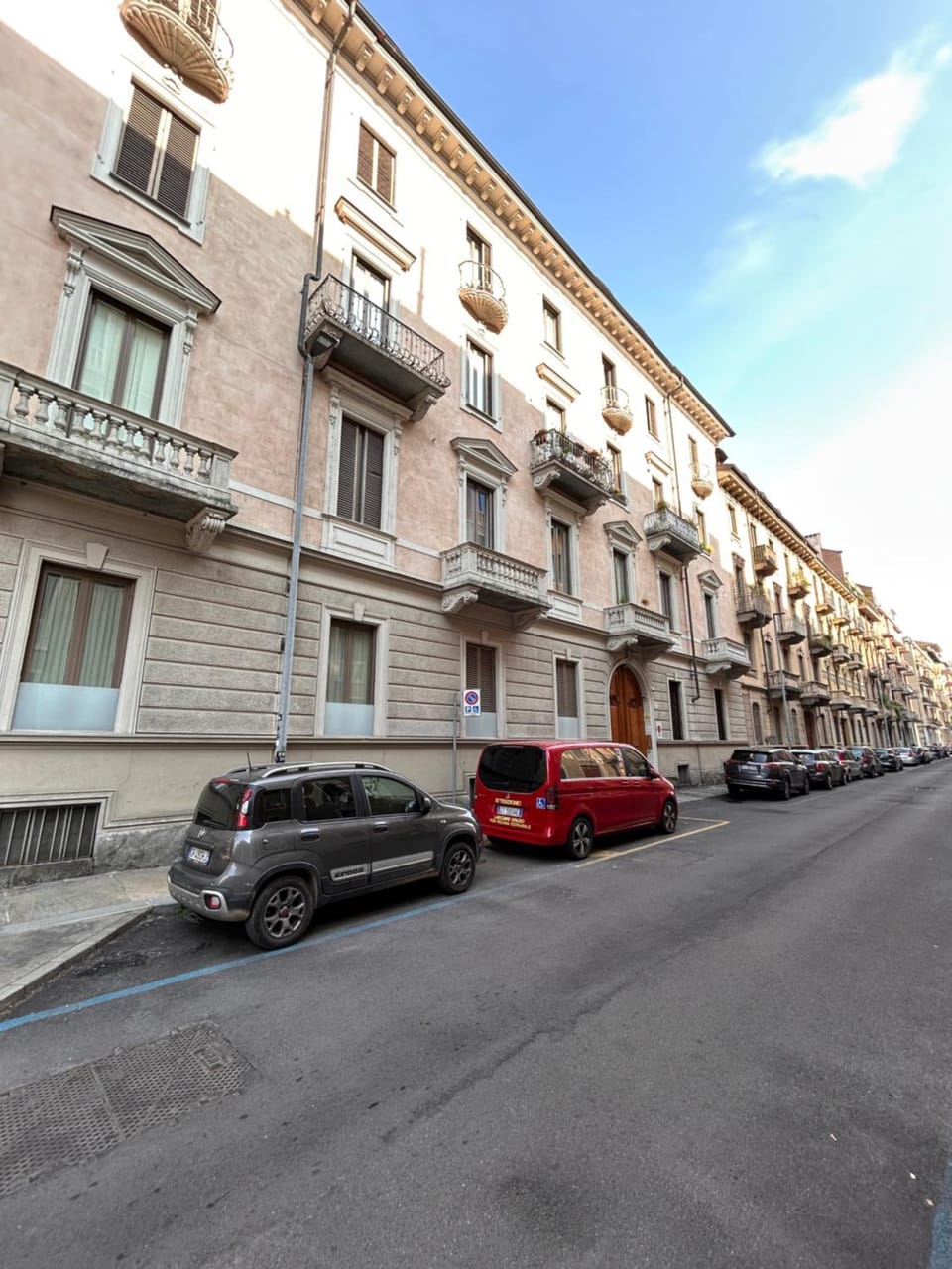 Property building, Day, Street view