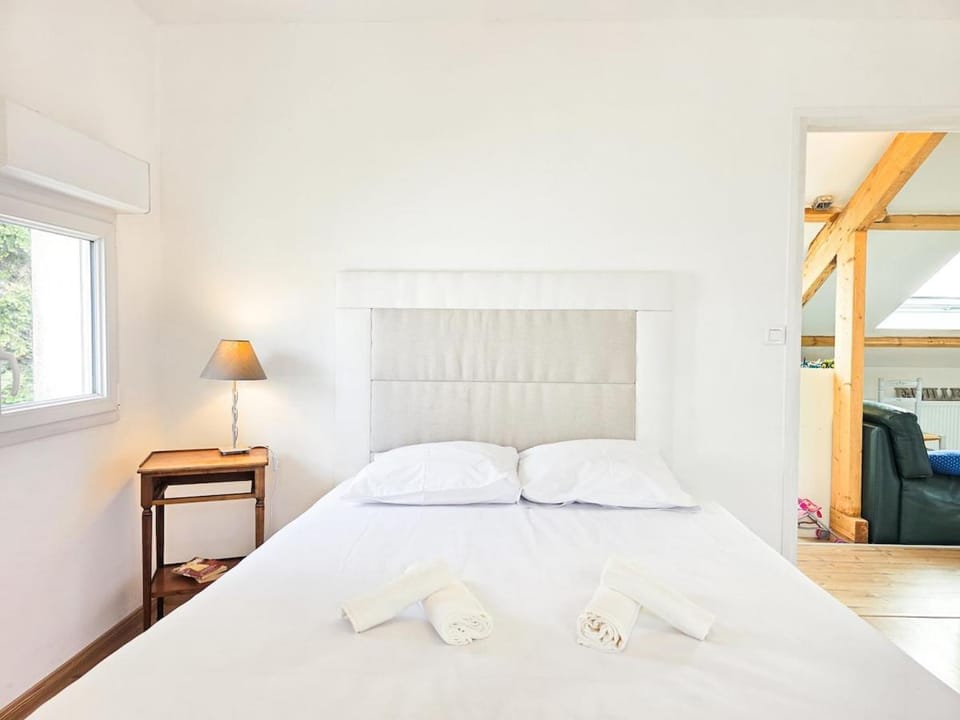 La Soloan, Plage à 5 min, Parking, Jardin House in Saint-Quay-Portrieux