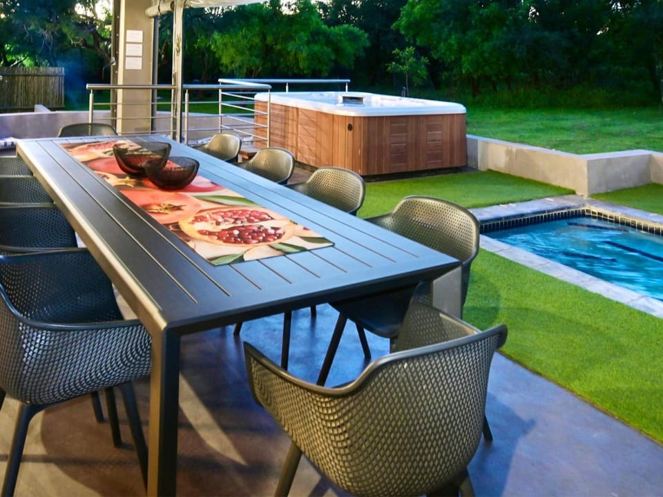 Patio, Hot Tub