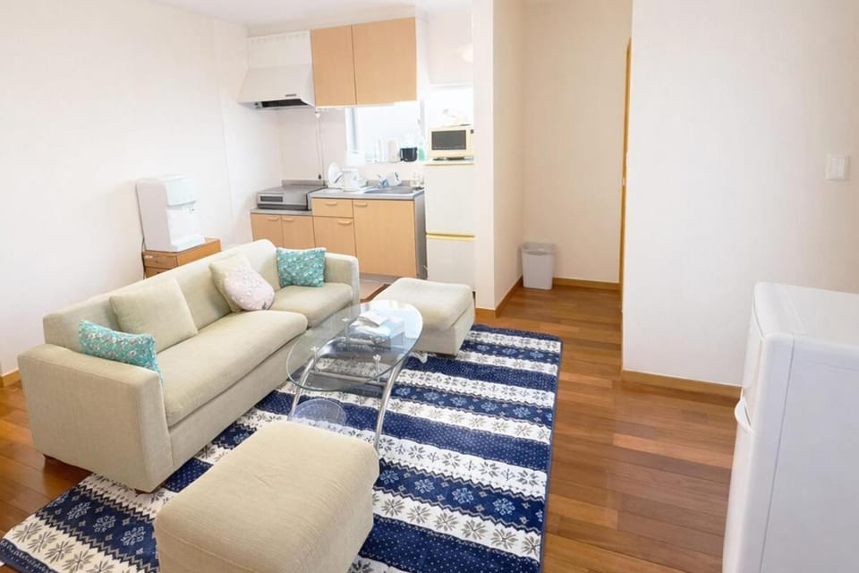 Kitchen or kitchenette, Living room, Photo of the whole room, Seating area, Dining area