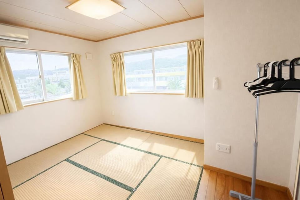 Photo of the whole room, wardrobe