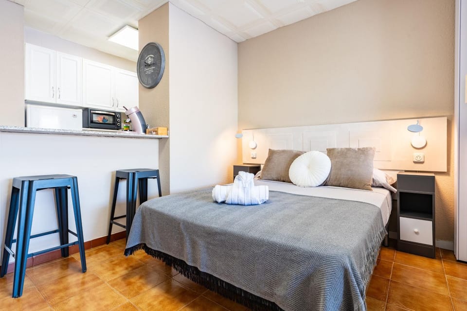 Living room, Bedroom