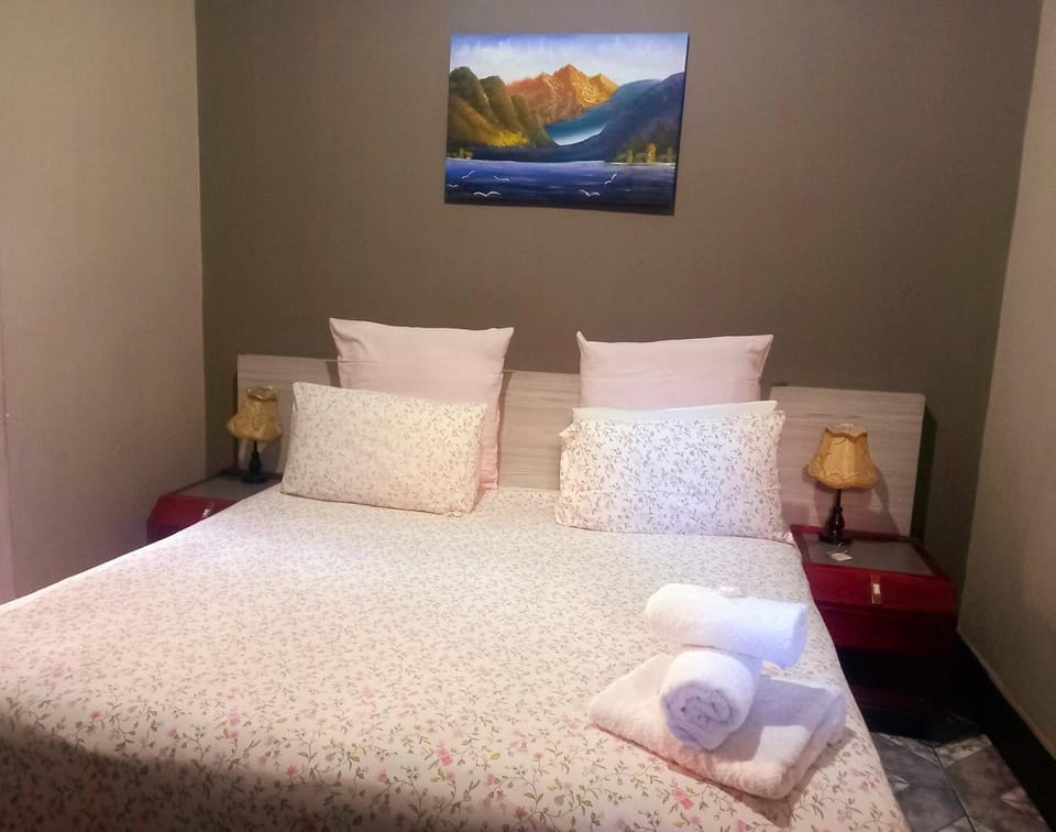 G&G Guest House Bed and Breakfast in Johannesburg