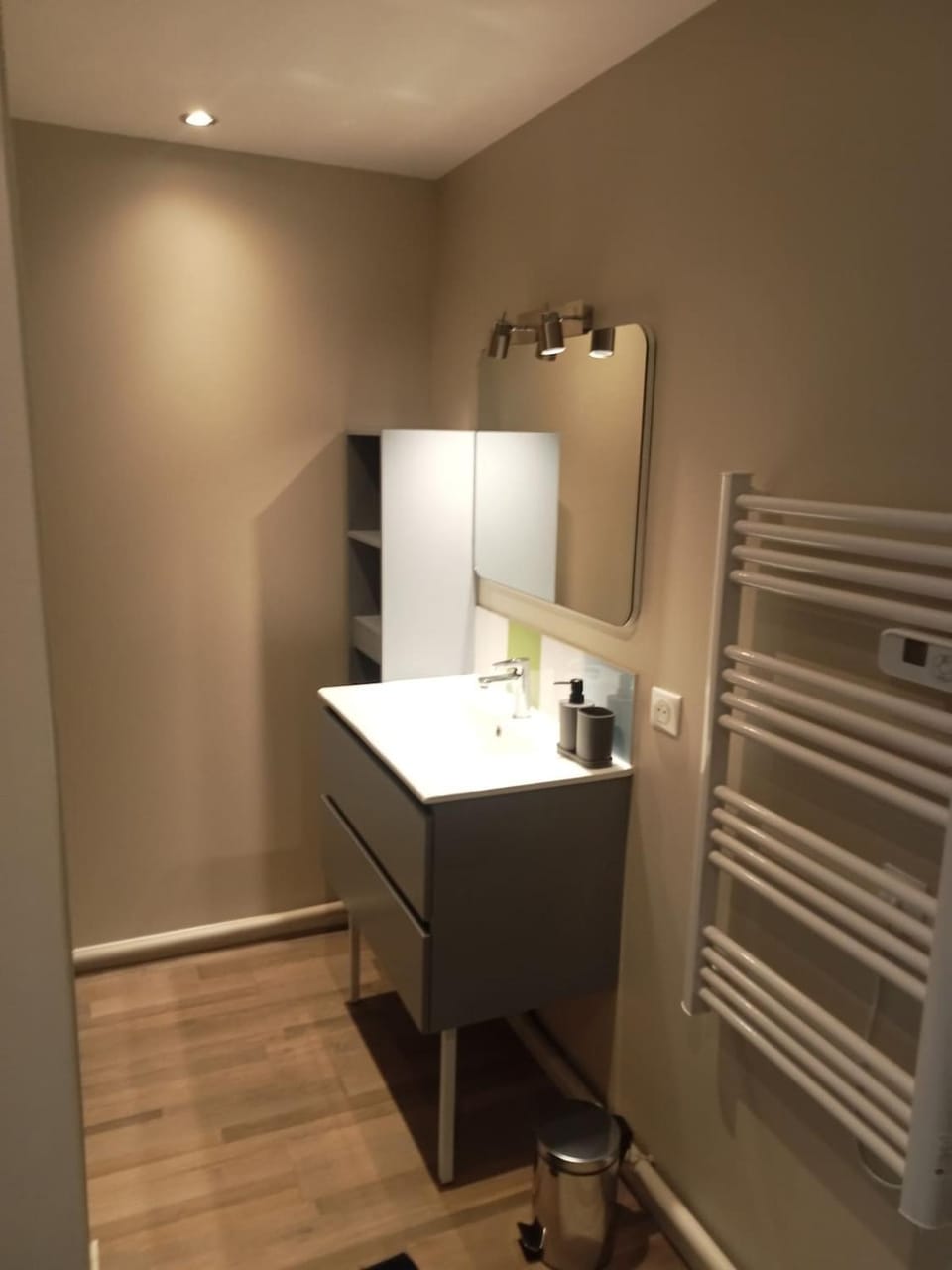 Charmant appartement 40m2 proche Quais d'Allier Apartment in Moulins