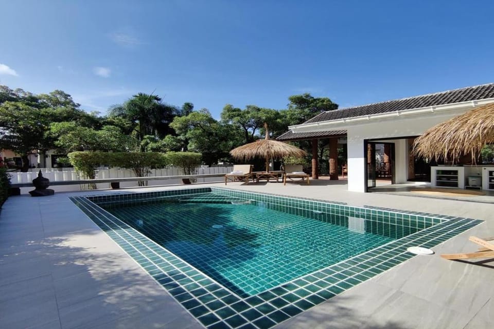 Southern Lanta B9 Villa in Sala Dan