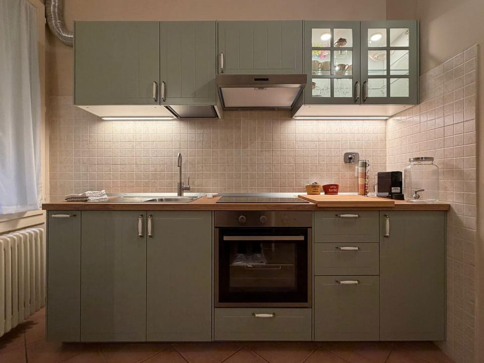 Elegance & Design In The Historic Center Apartment in Bologna