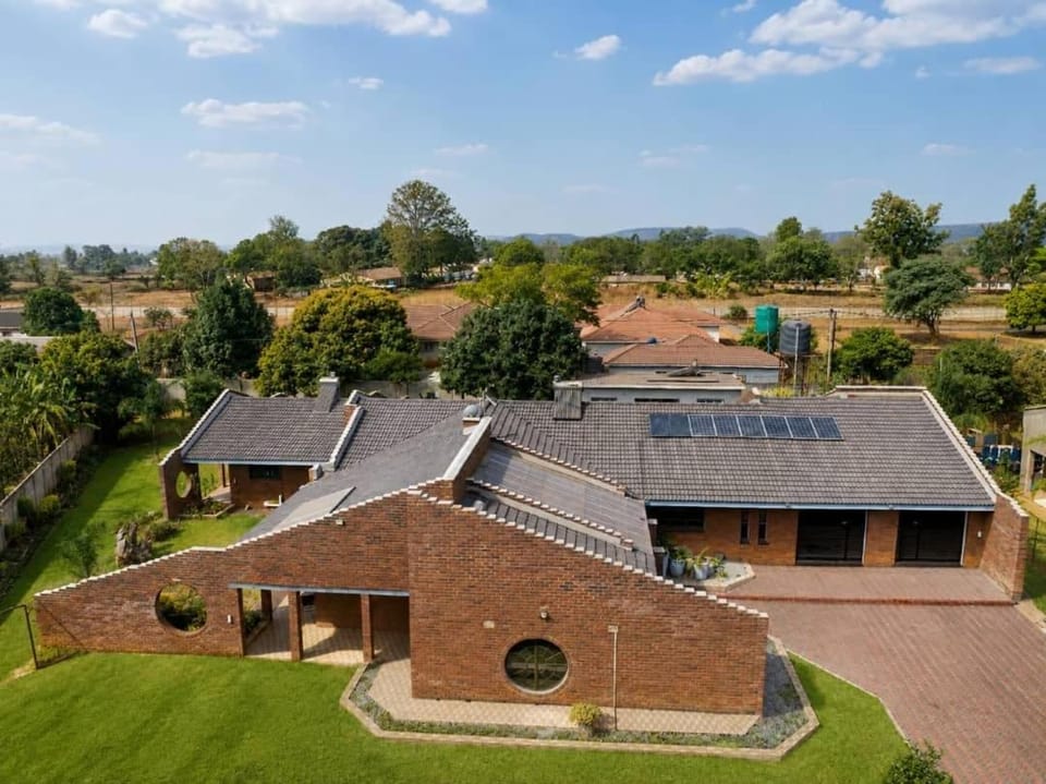 Property building, Bird's eye view