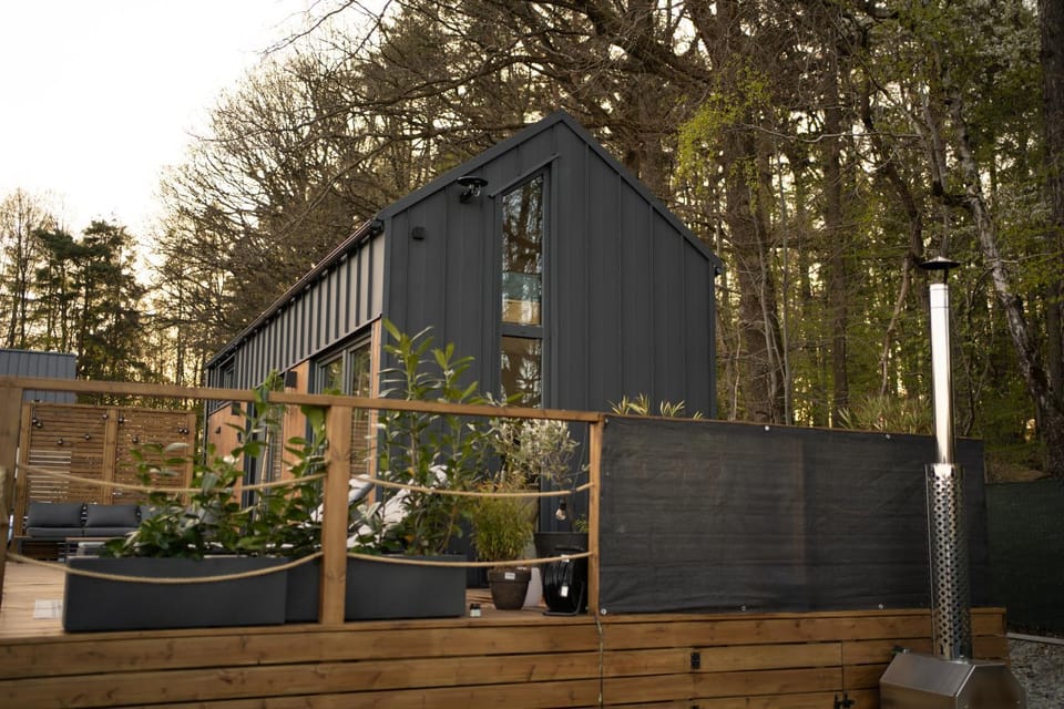 Property building, Garden view
