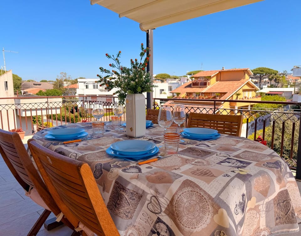 Balcony/Terrace, Balcony/Terrace, Dining area