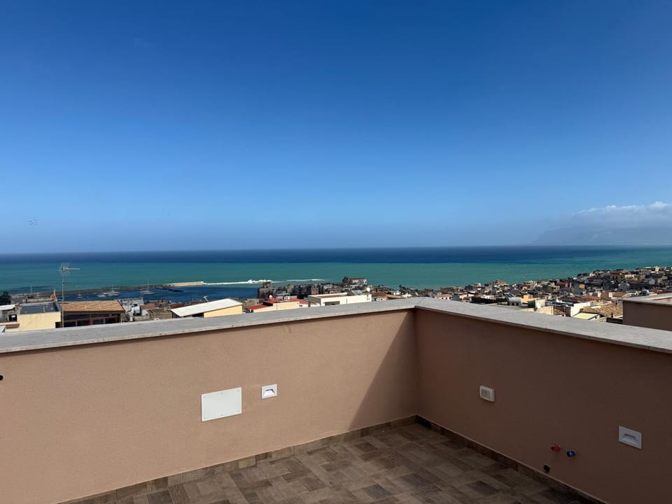 Blu Celeste, Casa Indipendente 6 pax e terrazzo Apartment in Castellammare del Golfo