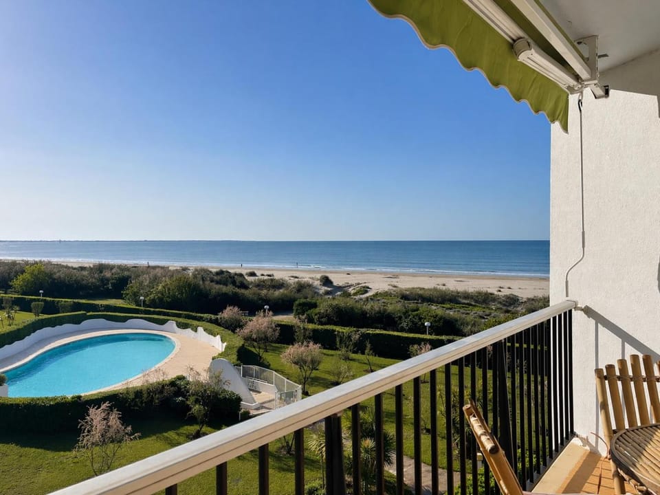 Sea view, Sea view