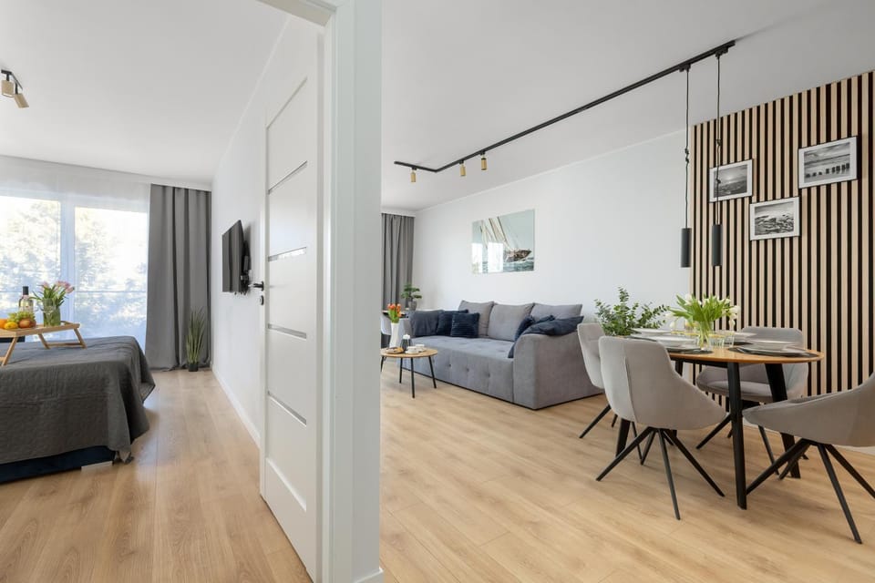 Living room, Dining area, Bedroom