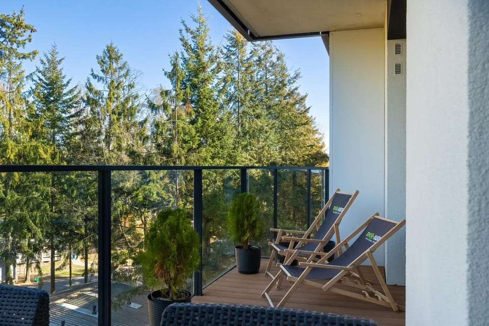 Spring, View (from property/room), Balcony/Terrace