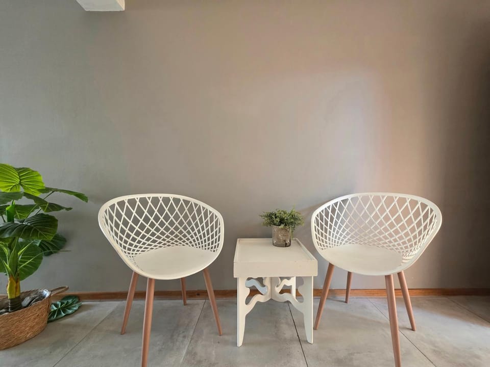 Grey Crescent living Bed and Breakfast in North West, South Africa