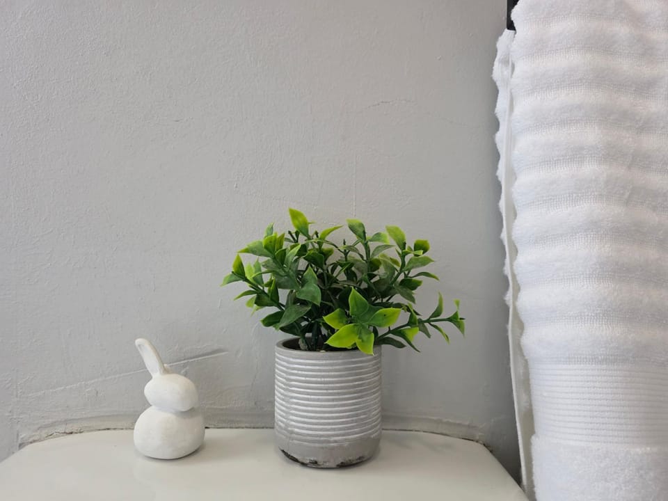 Grey Crescent living Bed and Breakfast in North West, South Africa