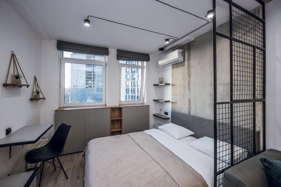 Bed, air conditioner