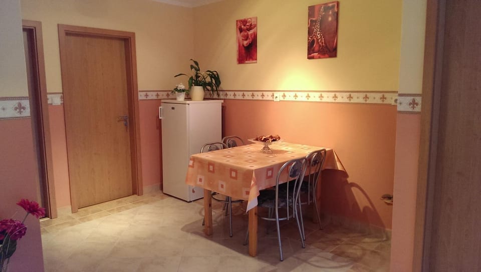 Sárga Apartman Ház Vacation rental in Hungary
