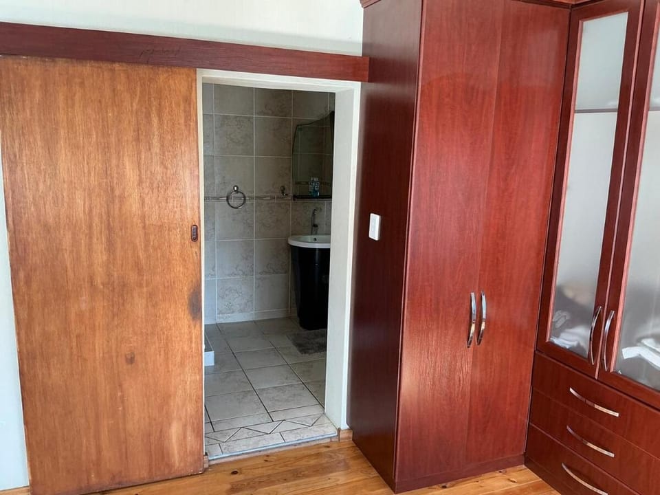 Entire 3 bed Family home in Cotswold House in Port Elizabeth