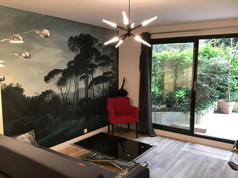 Your secret garden in Paris Apartment in Paris
