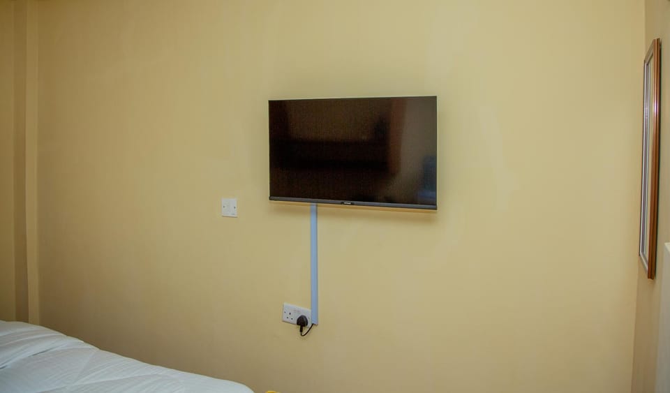 Mustard studio with free WI-FI Apartment in Kenya