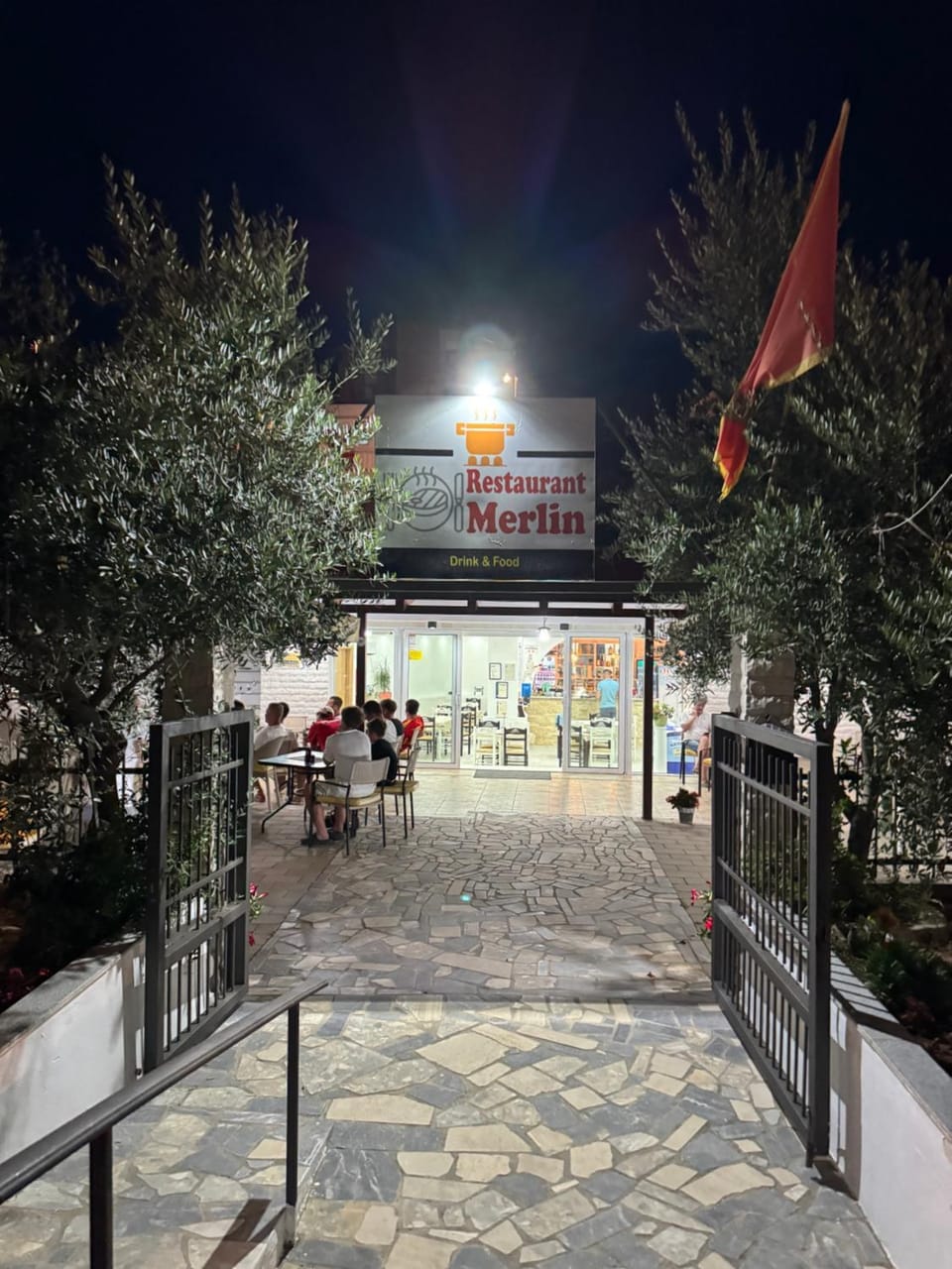 Restaurant/places to eat