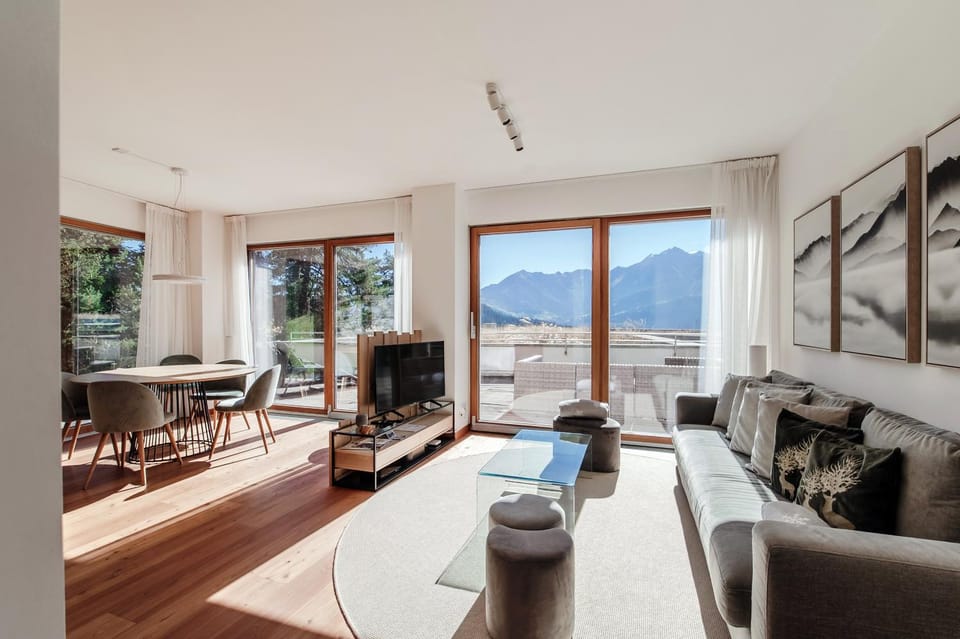 Natural landscape, Living room, Dining area, Mountain view