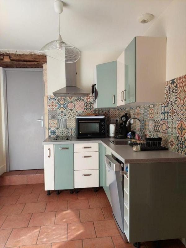 Kitchen or kitchenette, Communal kitchen, stove, stove, kitchen, kitchen