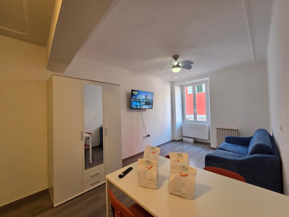 Arlecchino - By Turent Apartment in Pietra Ligure